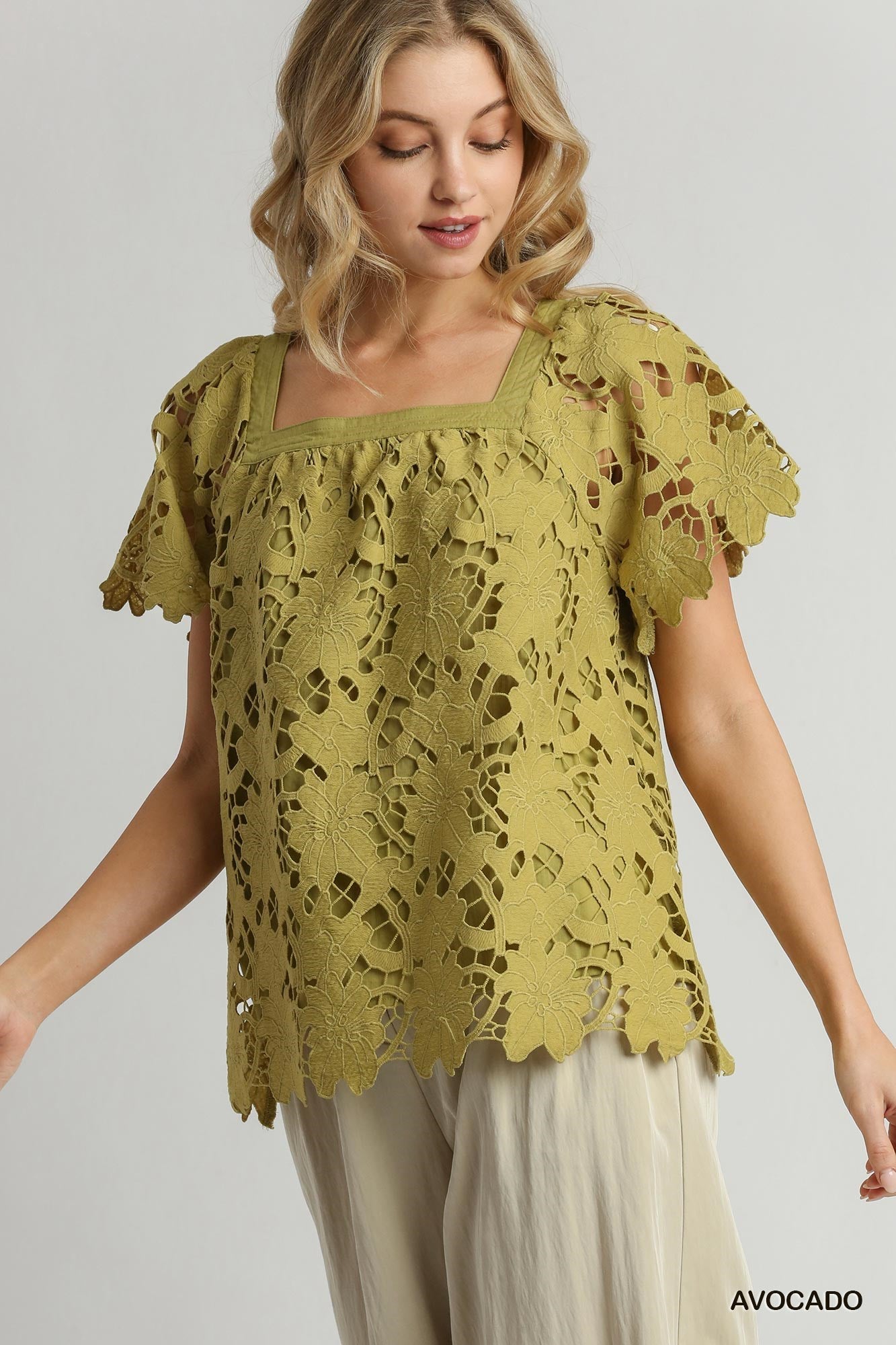 Floral Lace Square Neckline Short Sleeve Boxy Cut Top